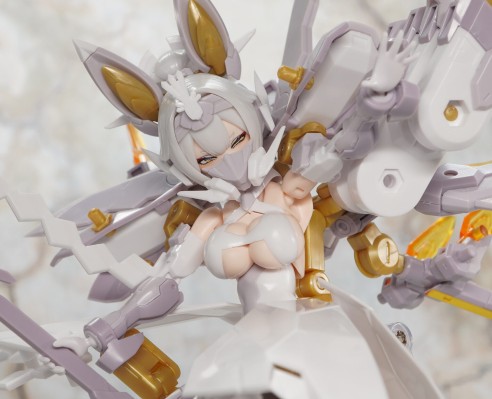 女神装置  朱罗 玉藻前 白面金毛 BAIT商城限定版