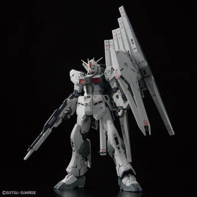 RG 福冈高达基地限定 机动战士高达 逆袭的夏亚 Nu高达（原色版）