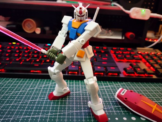 ROBOT魂＜机动战士系列＞ 机动战士高达 RX-78-2 高达 剧中版~ROBOT魂15周年纪念款~