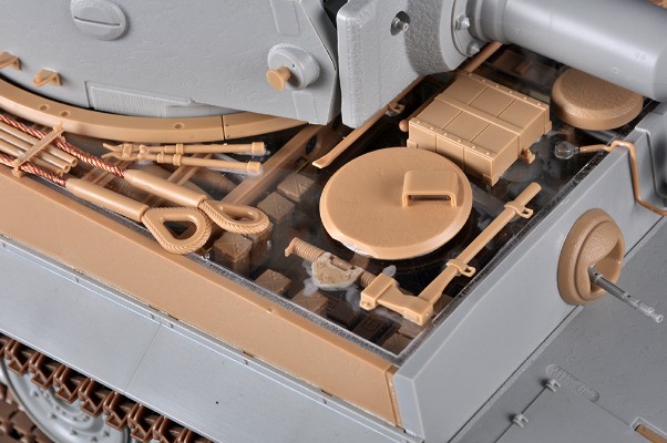 编号:00945 1/16 装甲车辆系列 德国虎1重型坦克-后期型