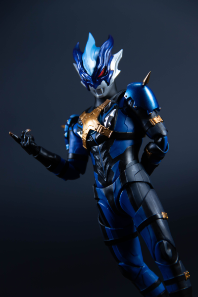 S.H.Figuarts 泰迦奥特曼 托雷基亚奥特曼 -S.H.Figuarts15周年纪念版-
