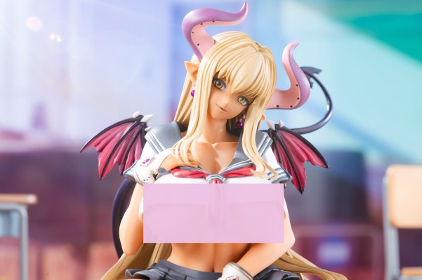 水手服梦魔 蓝宝石