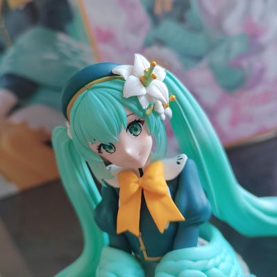压泡面 初音未来 百合花仙子