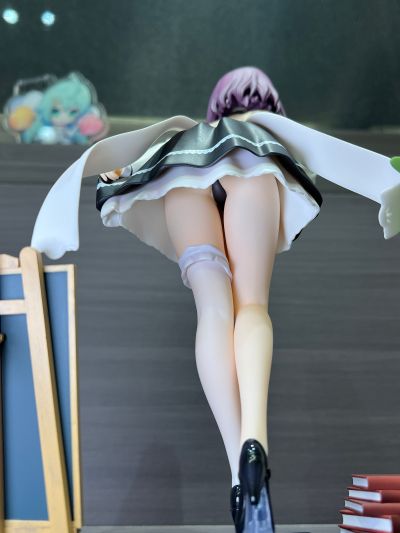 碧蓝航线 佩内洛珀 盐系女仆