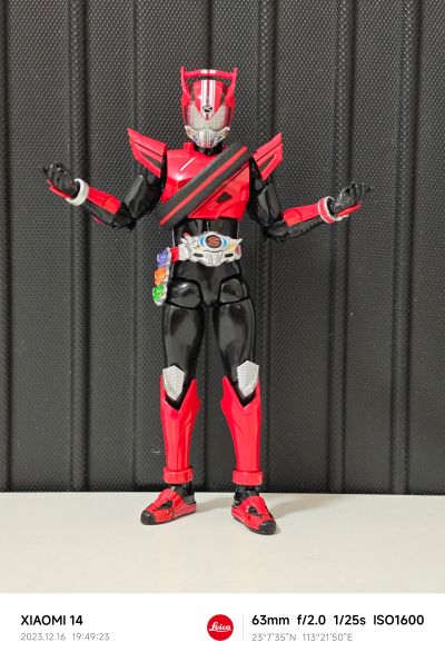 S.H.Figuarts 假面骑士驰骑 飙速型 平成世代版