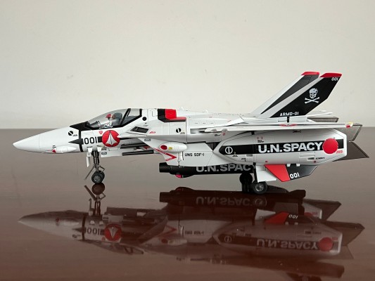 DX超合金  超时空要塞 可曾记得爱 VF-1S 冲锋女武神（一条辉专用） 内构细节版