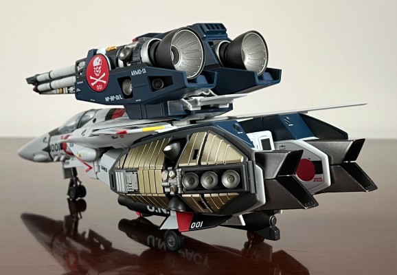 DX超合金  超时空要塞 可曾记得爱 VF-1S 冲锋女武神（一条辉专用） 内构细节版