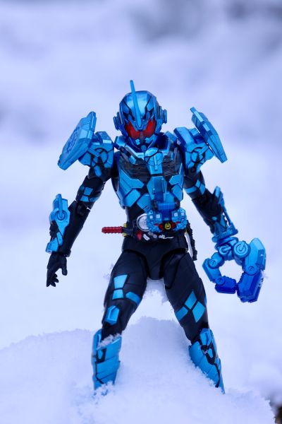 S.H.Figuarts 假面骑士创骑 假面骑士格里斯 暴雪形态