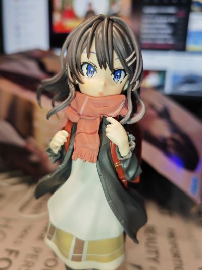 Luminasta  青春猪头少年不会梦到红书包女孩 红书包少女