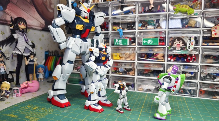 MG 1/100 高达Mk-II Ver.2.0 エゥーゴ