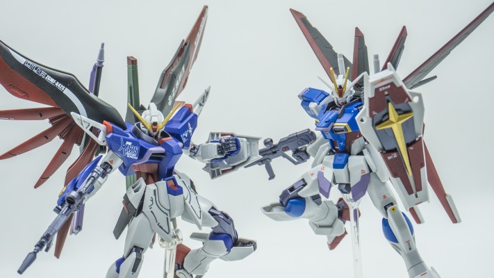 HGCE 1/144 威力型脉冲高达