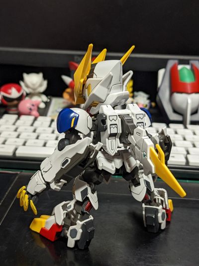 SD高达 Cross Silhouette 机动战士高达 铁血的奥尔芬斯 ASW-G-08高达・巴巴托斯 天狼座帝王形态