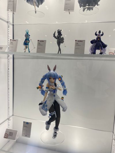 B-style hololive 兔田佩克拉