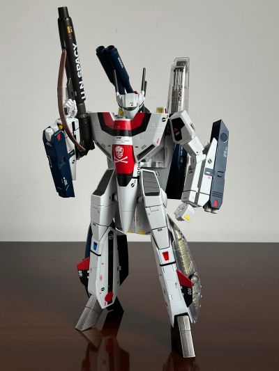 DX超合金  超时空要塞 可曾记得爱 VF-1S 冲锋女武神（一条辉专用） 内构细节版