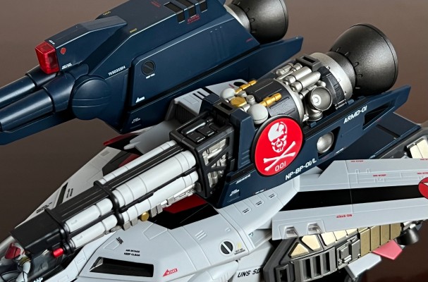 DX超合金  超时空要塞 可曾记得爱 VF-1S 冲锋女武神（一条辉专用） 内构细节版