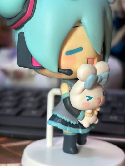 初音未来×大耳狗 精细小人偶