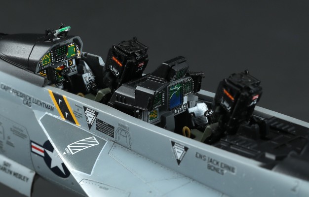 LS-013 波音 F/A-18F“超级大黄蜂”战斗机