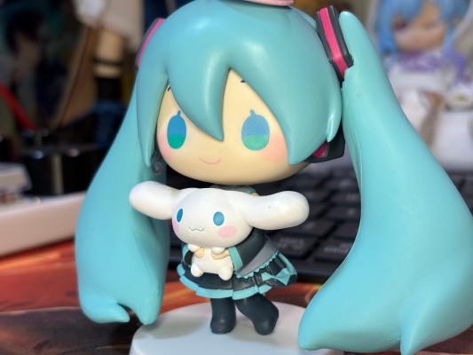 初音未来×大耳狗 精细小人偶