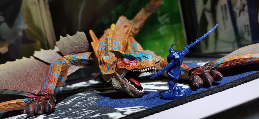S.H.MonsterArts 怪物猎人系列 轰龙