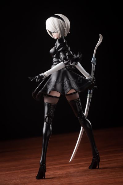 S.H.Figuarts  2B