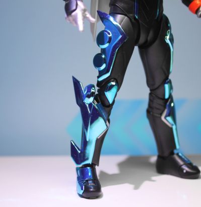 S.H.Figuarts 假面骑士歌查德 蒸汽蝗虫