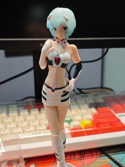 Luminasta  新世纪福音战士赛车计划 凌波零-PIT WALK