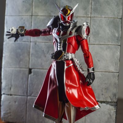 S.H.Figuarts  假面骑士铠武 假面骑士铠武 极武装