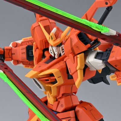 FULL MECHANICS 1/100  巨剑型灾厄高达