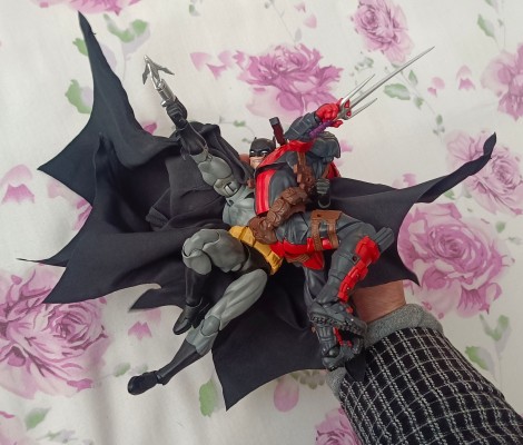 MAFEX No.126 MAFEX 蝙蝠侠“缄默”黑色Ver.