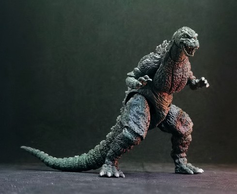 S.H.MonsterArts 哥斯拉大战戴斯特洛伊亚 二代哥斯拉 特别配色