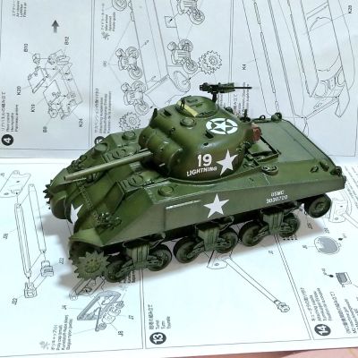 35190 1/35 美国 M4 谢尔曼 中型坦克 初期型