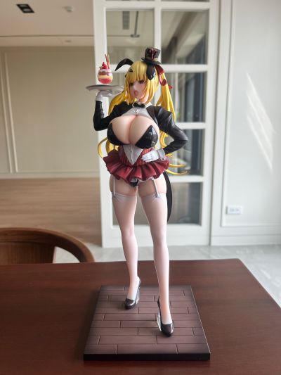 岸本蕾拉