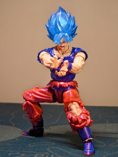 S.H.Figuarts 龙珠超 超级赛亚人之神超级赛亚人 孙悟空 界王拳