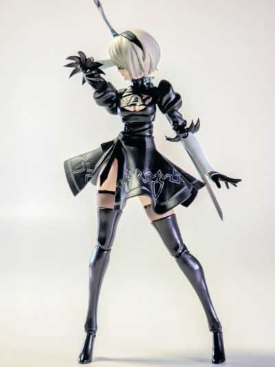 S.H.Figuarts  2B