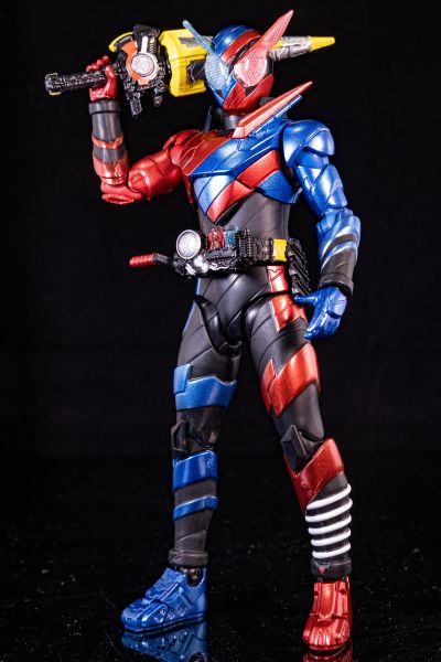 S.H.Figuarts 假面骑士创骑 兔子坦克形态 平成世代版