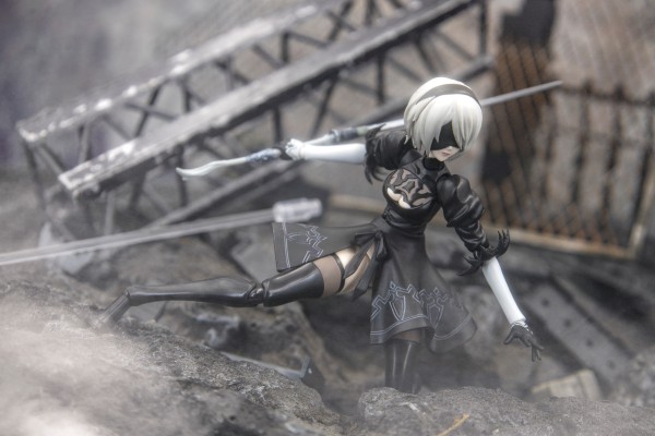 S.H.Figuarts  2B