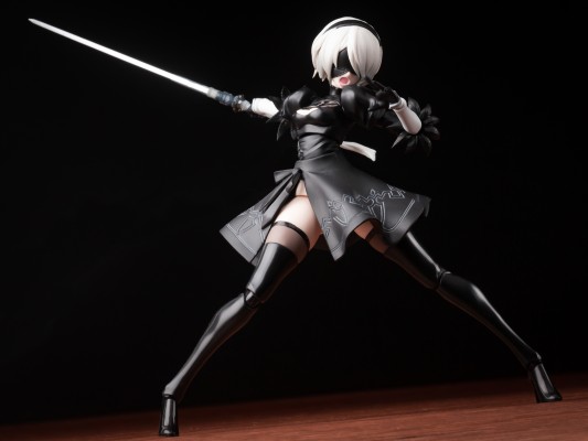 S.H.Figuarts  2B