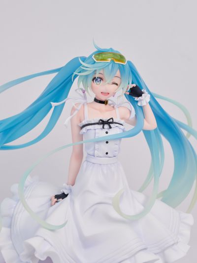 初音未来GT计划 赛车未来2021 度假造型