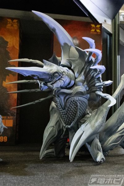 1/700比例  雷吉翁