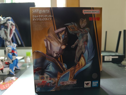 S.H.Figuarts 德凯奥特曼  强劲型