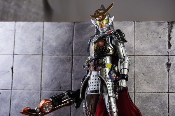 S.H.Figuarts  假面骑士铠武 假面骑士铠武 极武装