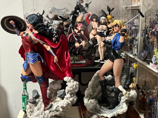 MMDC-51LM DC漫画 神奇女侠 重生 限量版