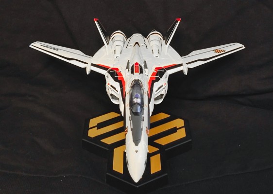 DX超合金 超时空要塞Ｆ VF-25F Messiah Valkyrie （早乙女有人机）