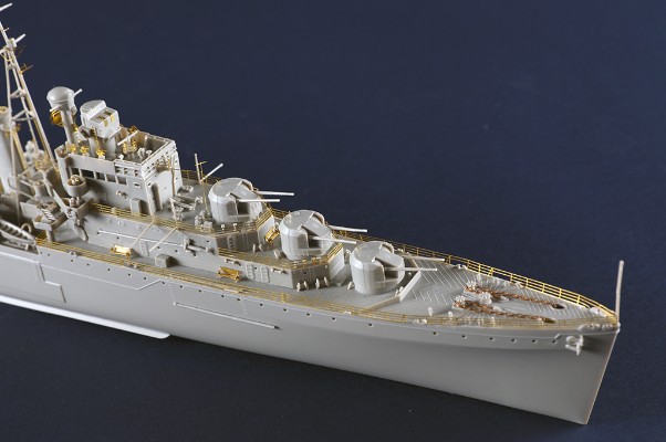 编号：05366 1/350 世界战舰系列 英国皇家海军水中仙女号巡洋舰