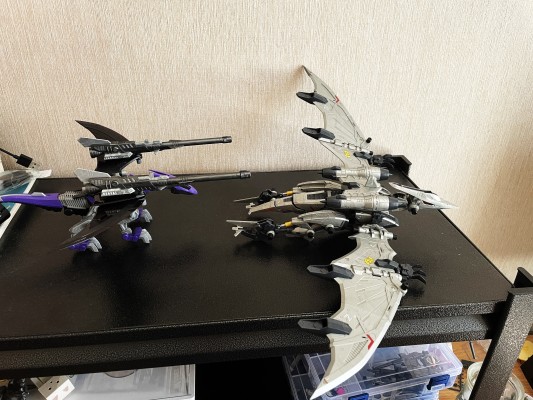 HMM系列 索斯机兽 EZ-005 REDLER GUYROS 推进炮样式