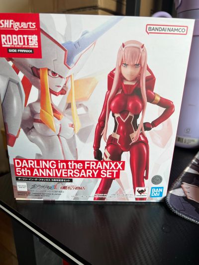 S.H.Figuarts×ROBOT魂 DARLING in the FRANXX 开播5周年纪念套装