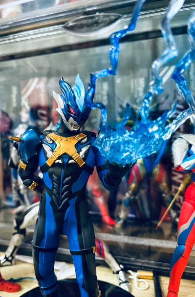 S.H.Figuarts 泰迦奥特曼 托雷基亚奥特曼 -S.H.Figuarts15周年纪念版-