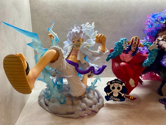 FiguartsZERO [超激战]  蒙奇·D·路飞 -5档 巨人-