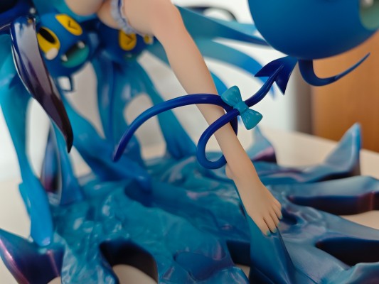 爆弹女孩 蕾文西亚・阿葵亚布尔 吸血鬼内衣