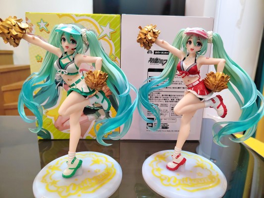 初音未来 时装人偶   啦啦队时装